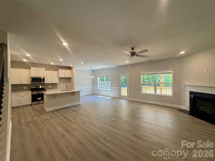 Property Photo: 1606 Autumn Lane 114 SC 29745