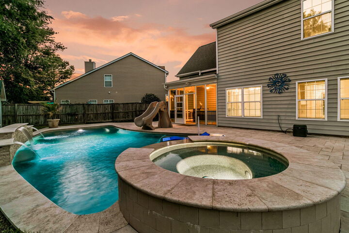 Property Photo:  1412 Kinglet Lane  SC 29410 