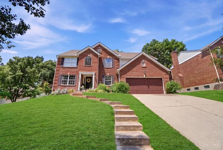 Property Photo:  225 W Stoneridge Drive  OH 45150 