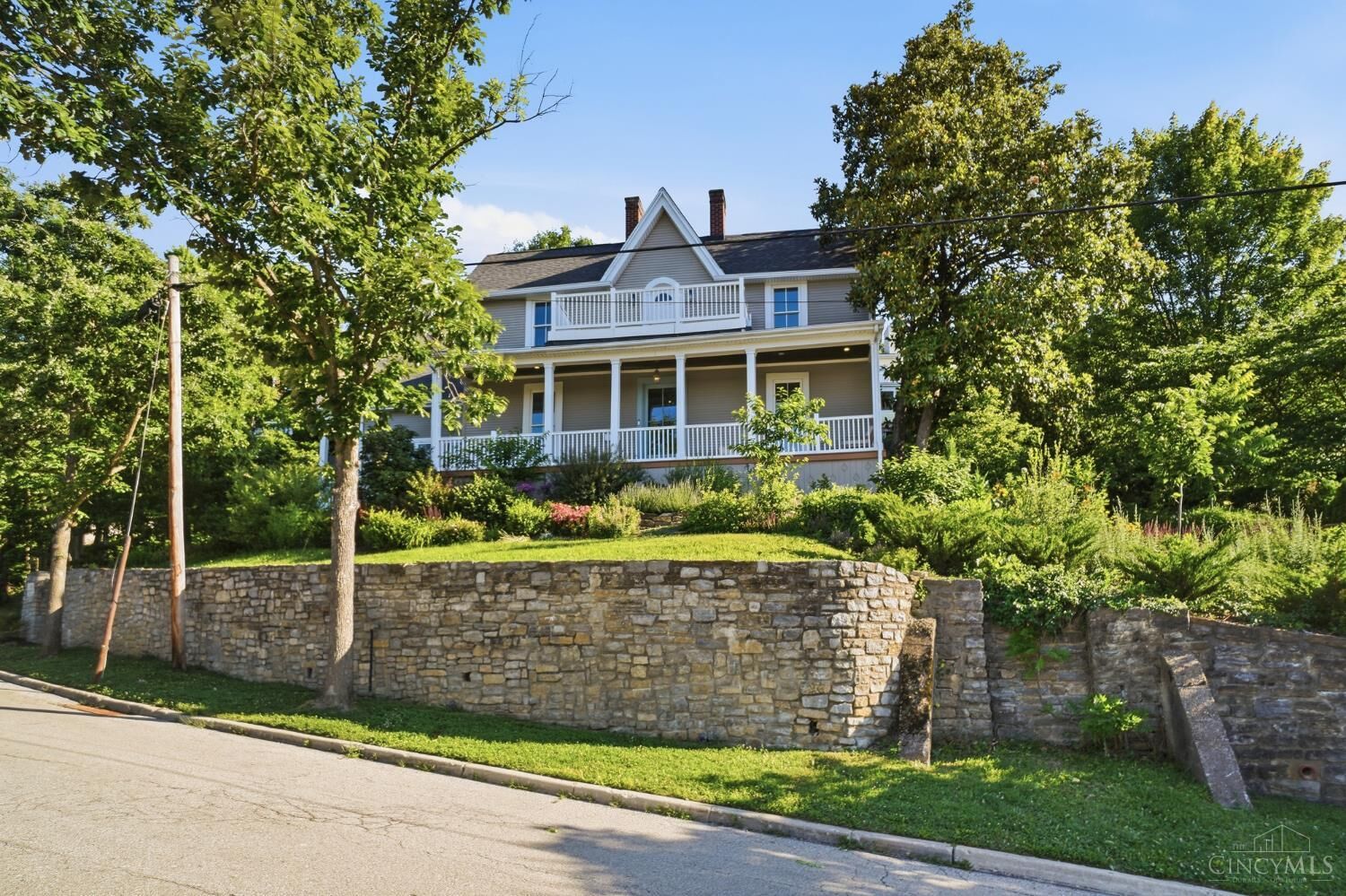 Property Photo:  3608 Archer Avenue  OH 45208 