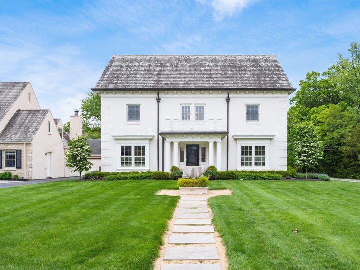 Property Photo:  2301 Brixton Road  OH 43221 