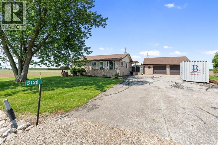 Property Photo: 5128 Concession 5 Road North ON N9V 9Y9