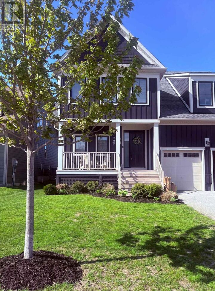 Property Photo:  205 Yellow Birch Crescent  ON L9Y 0Z3 