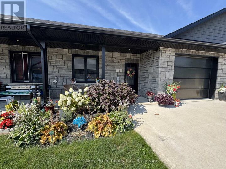 4 Palmer Marie Lane — photo 1