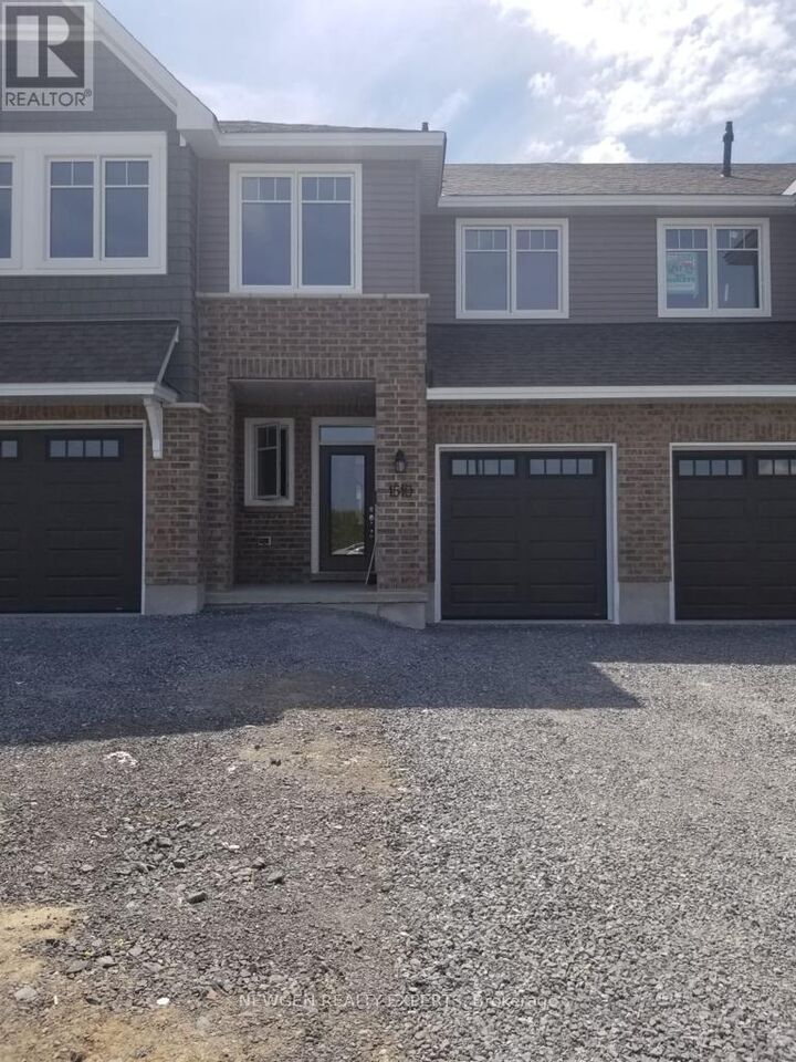 Property Photo: 1510 Scarlet Street ON K7K 0H6