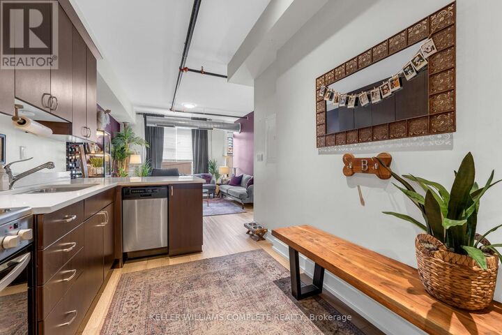 Property Photo:  35 King William Street 206  ON L8R 1A1 