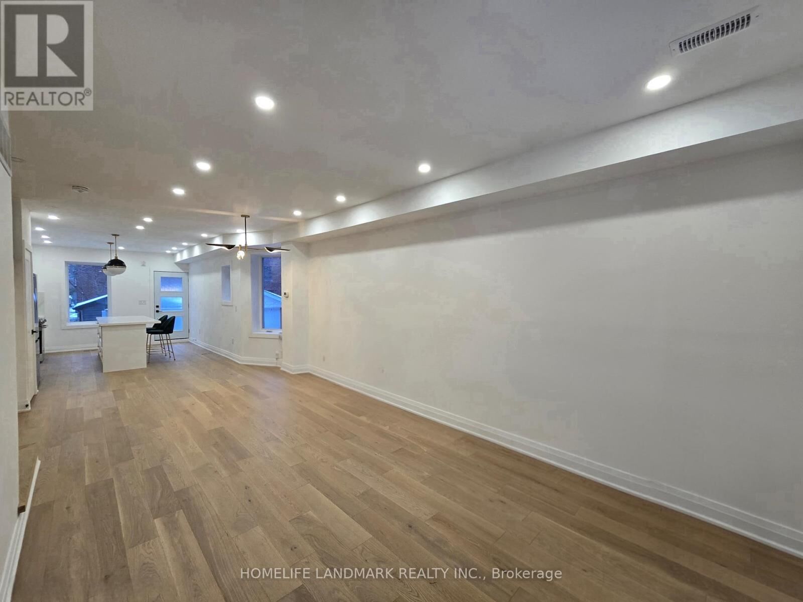 Property Photo:  9 Alton Avenue  ON M4L 2M3 