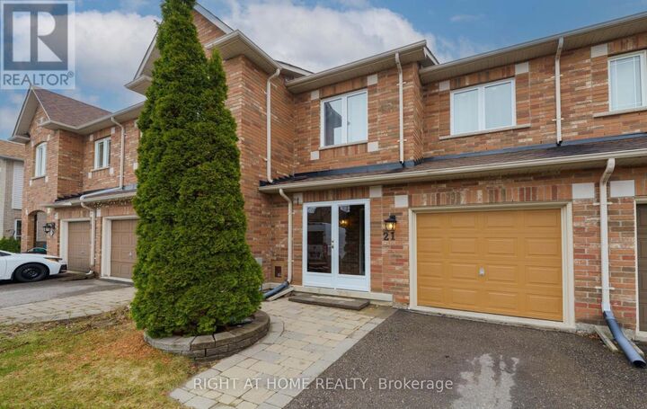 Property Photo:  21 Marshview Avenue  ON L4G 7W2 