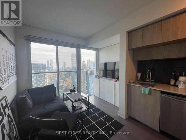 Property Photo:  181 Dundas Street East 3808  ON M5A 0N5 