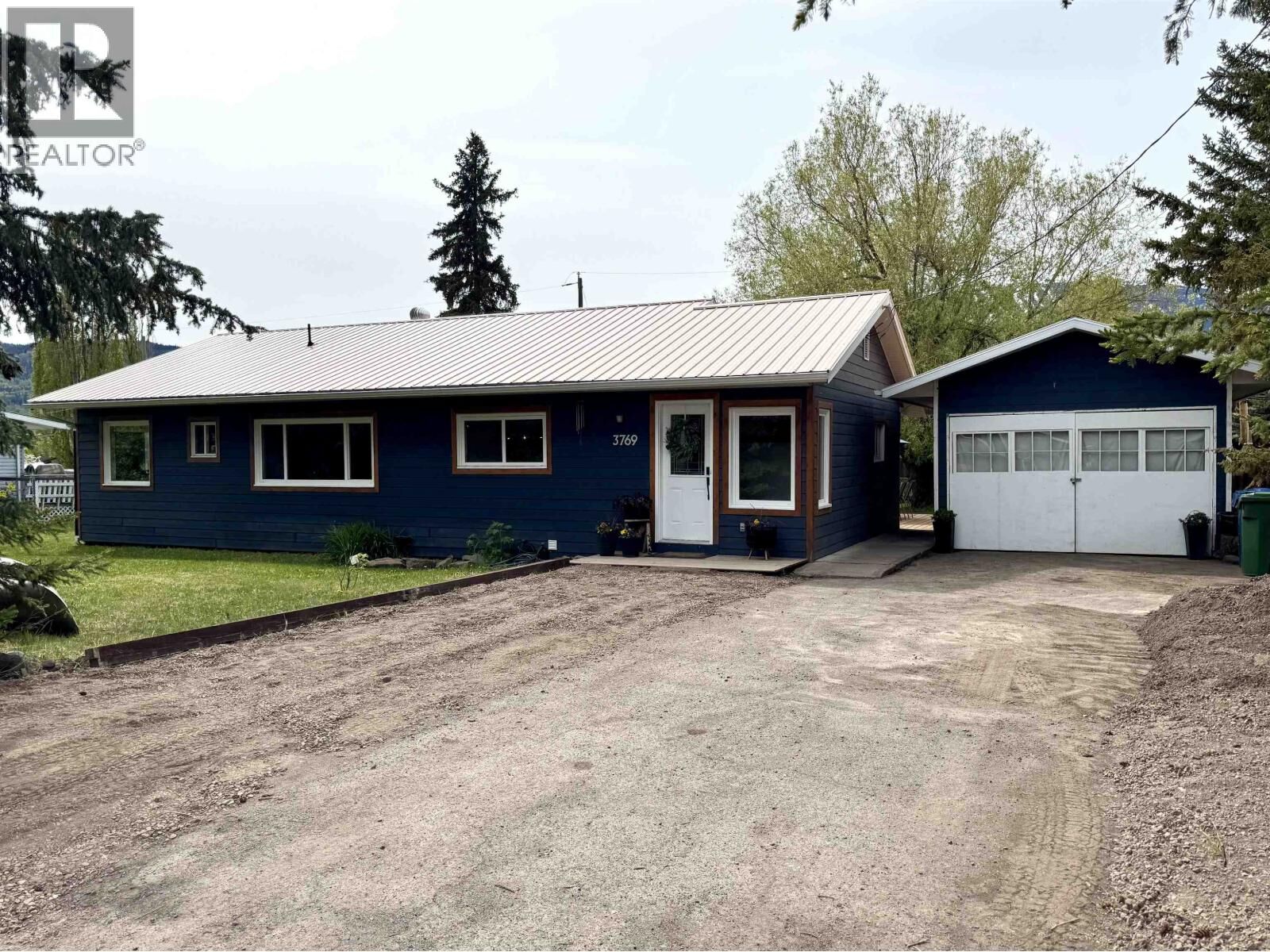 Property Photo: 3769 15th Avenue BC V0J 2N0