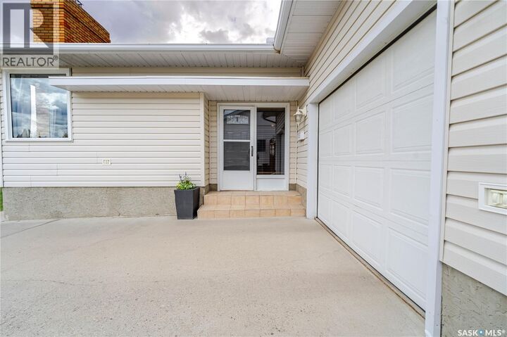 Property Photo:  1325 King Crescent  SK S6H 3G3 