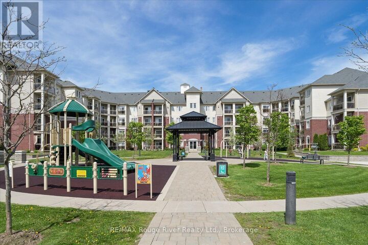 Property Photo: 84 Aspen Springs Drive 124 ON L1C 0V3