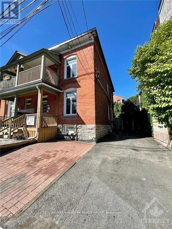 Property Photo:  466 O'Connor Street 1A  ON K1S 3P4 