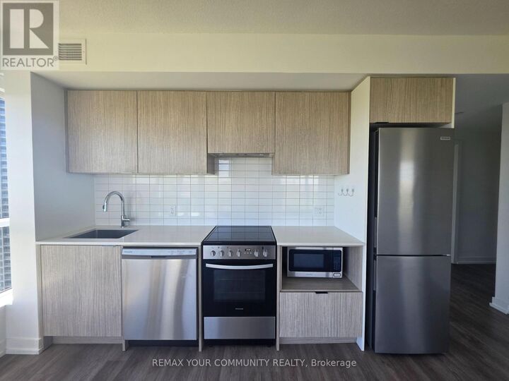 Property Photo:  395 Bloor Street East 3007  ON M4W 1H7 