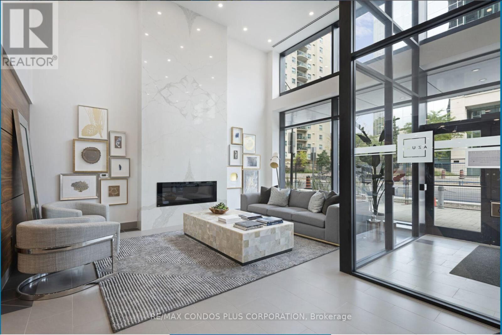 Property Photo: 505 Talbot Street 1104 ON N6A 2S6