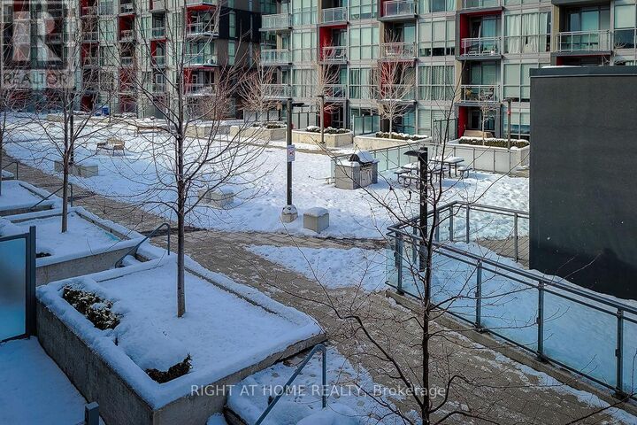 Property Photo:  5260 Dundas St Street West 306  ON L7R 3X4 