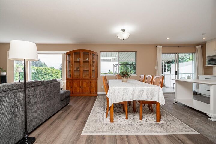 Property Photo:  33090 Best Avenue  BC V2V 2T1 