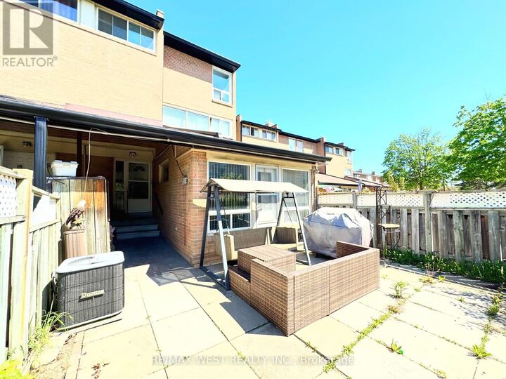 Property Photo:  260 John Garland Boulevard 234  ON M9V 1N8 