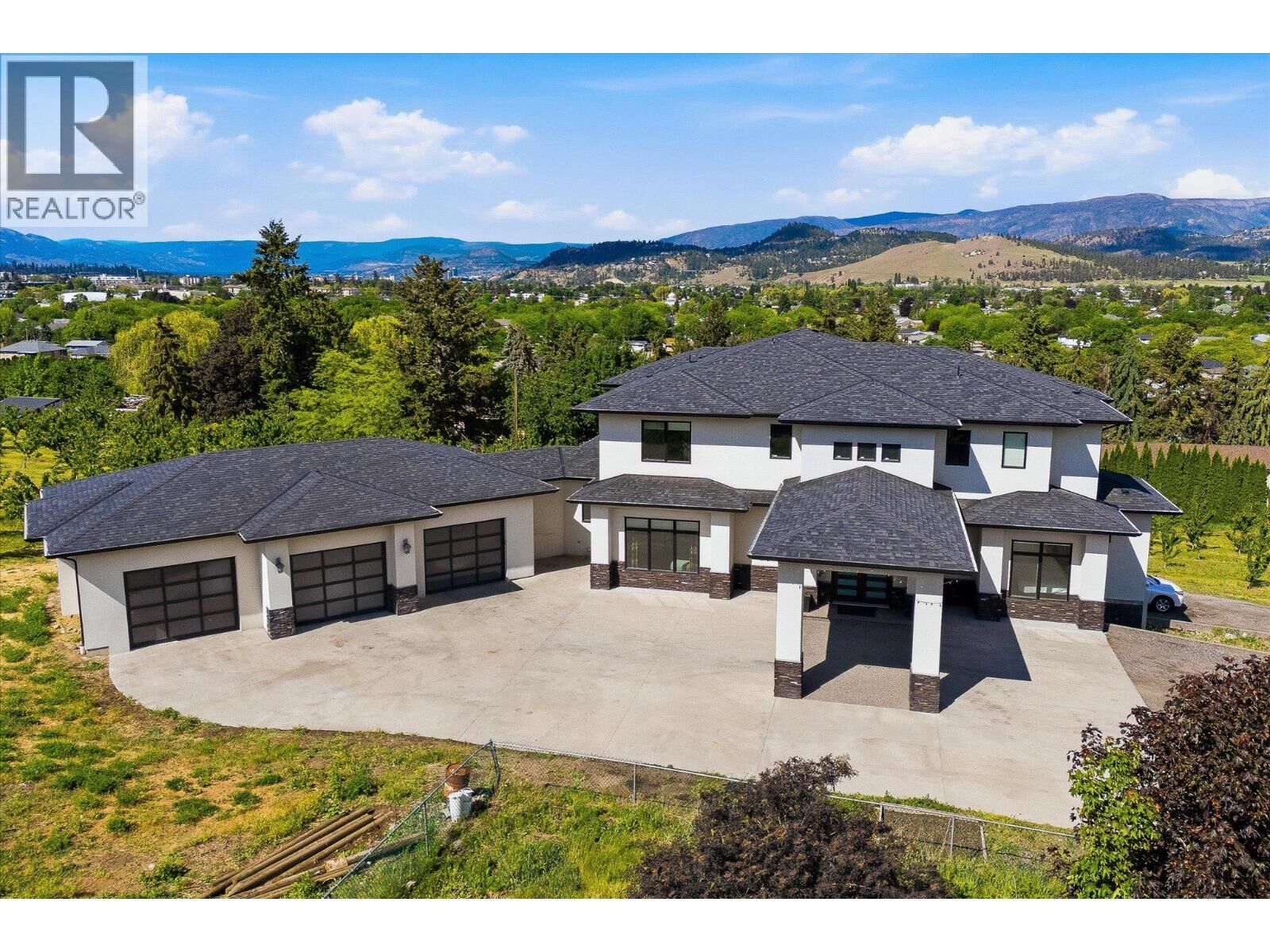 Property Photo: 781 Wallace Road BC V1X 4T5