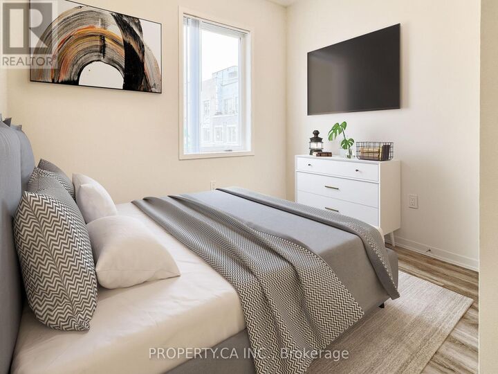 Property Photo:  31 Almond Blossom Mews 146  ON L4K 0N7 