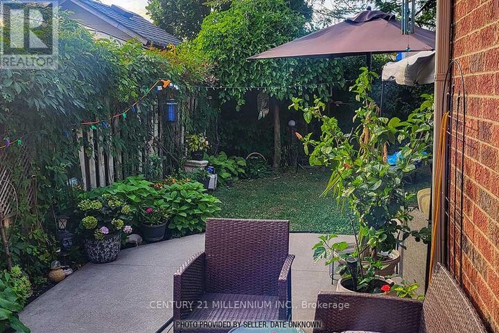Property Photo:  42 Sweet Clover Crescent  ON L6R 2Z9 