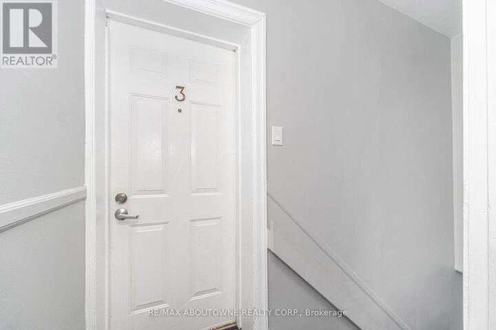 Property Photo:  486 Holtby Avenue 3  ON L7R 2R3 