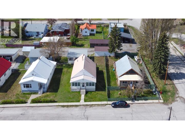 Property Photo: 486 3rd Avenue BC V1A 2R3