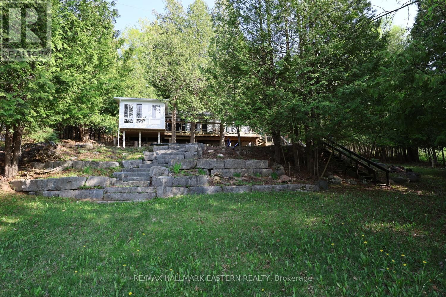Property Photo:  348 Round Lake Road  ON K0L 1Z0 