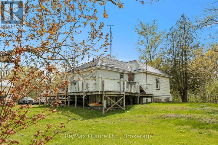 Property Photo:  13 Douglas Road  ON K0K 2K0 