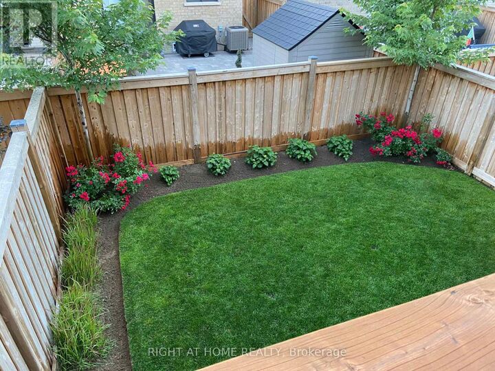 Property Photo:  214 Cranbrook Crescent  ON L4H 4K9 