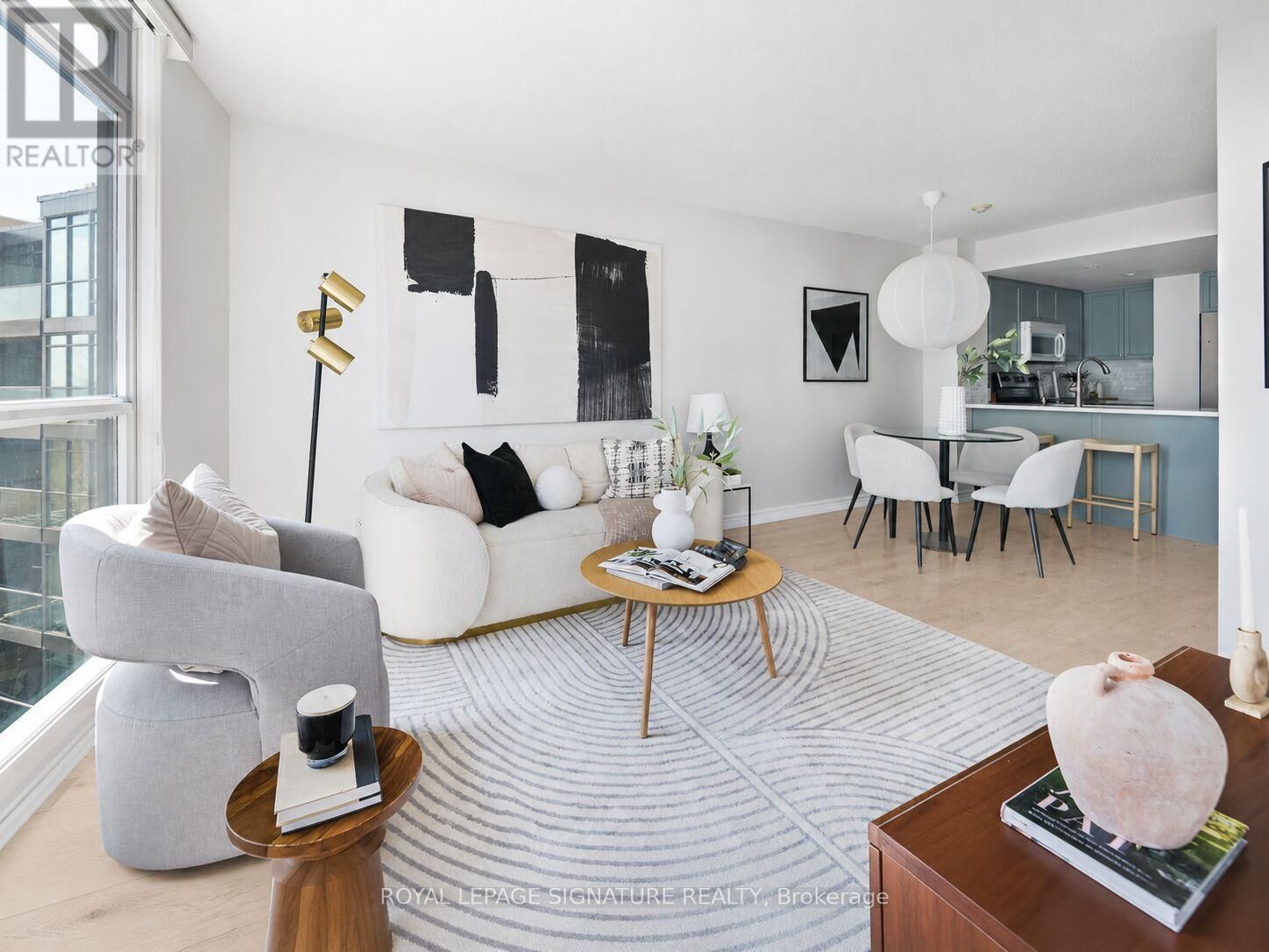 Property Photo:  231 Fort York Boulevard 1102  ON M5V 1B2 
