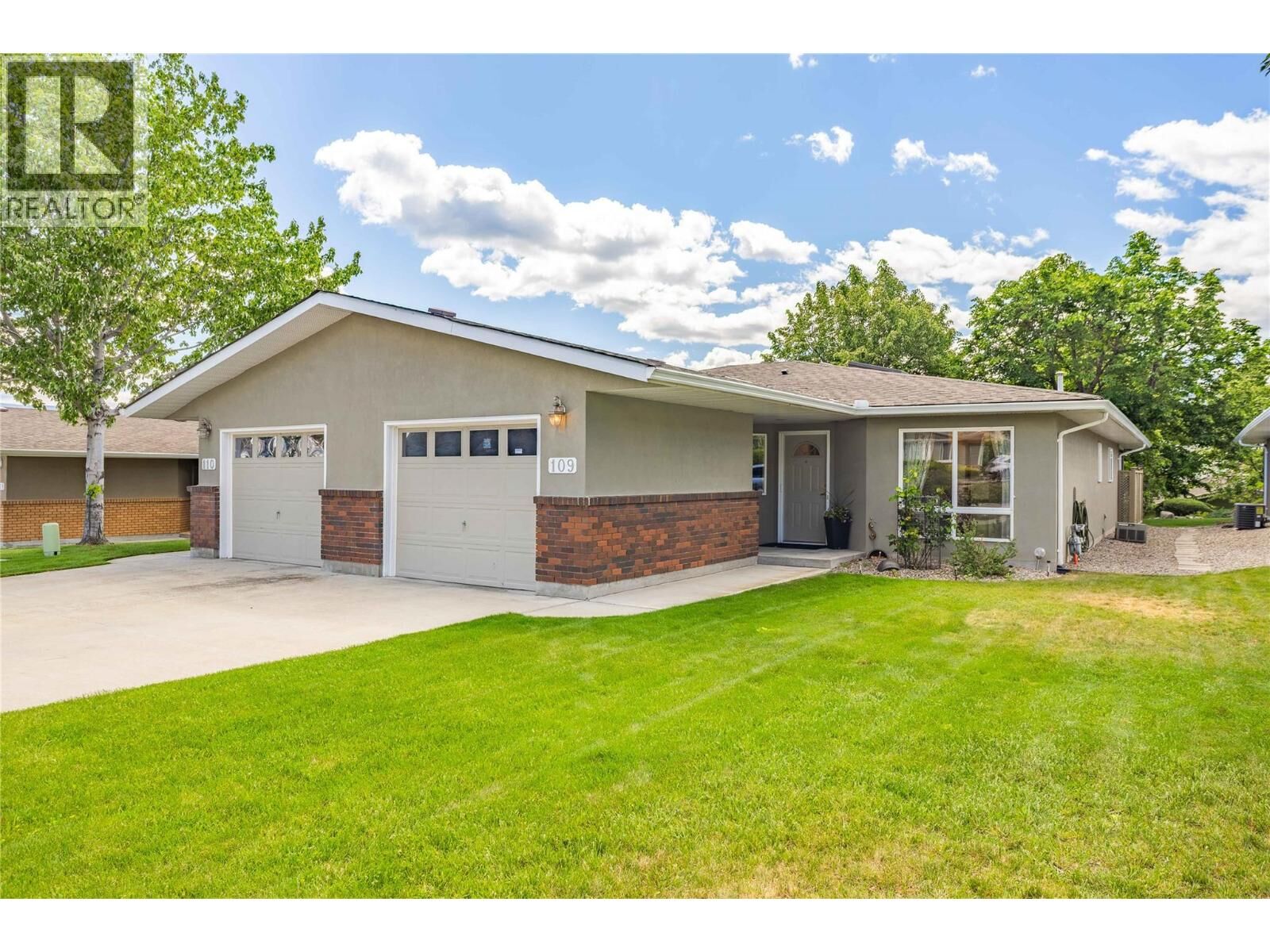 Property Photo: 4035 Gellatly Road South 109 BC V4T 1R7