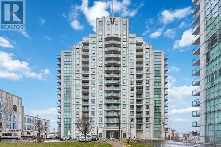 Property Photo: 6 Rosebank Drive 9K ON M1B 0A1