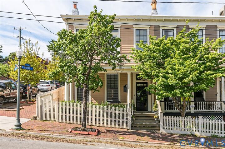 Property Photo:  2119 E Broad Street  VA 23223 