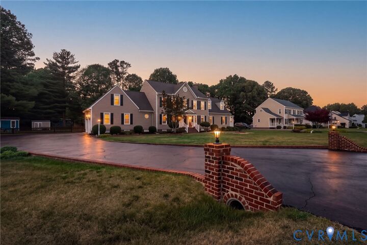 Property Photo: 9343 Braxton Way VA 23116