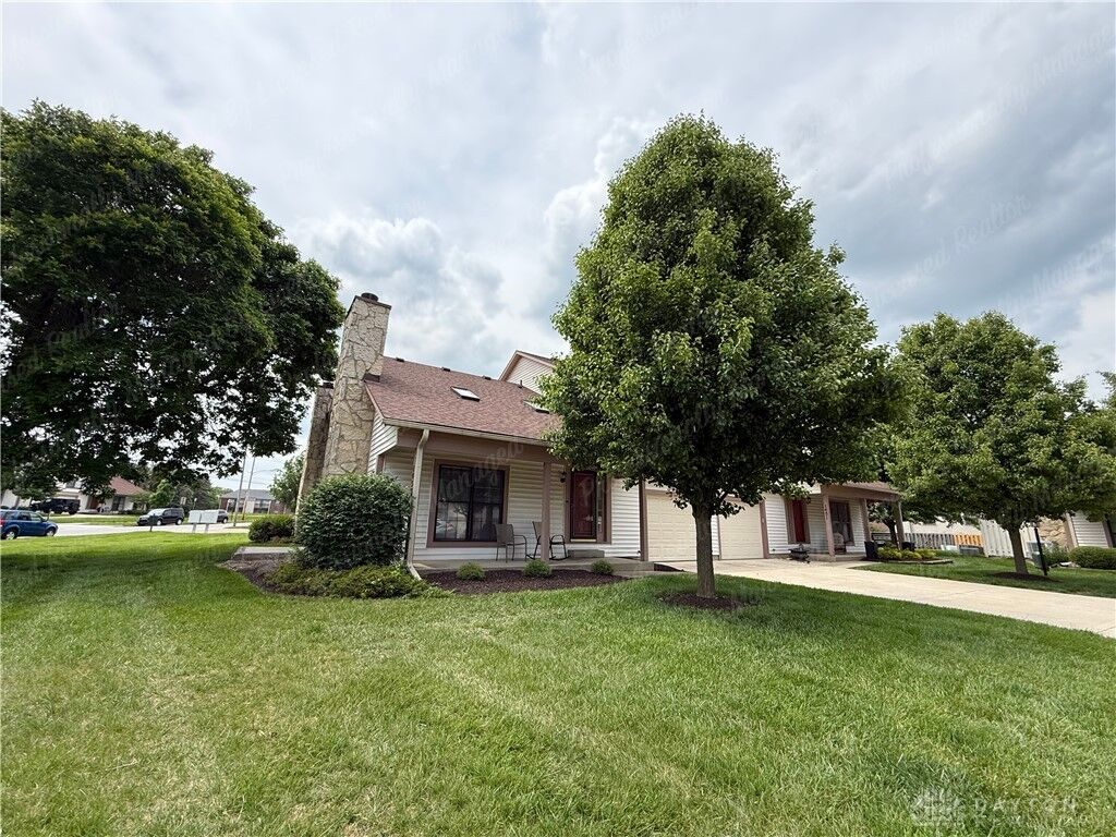 Property Photo:  1453 Sanzon Drive  OH 45324 