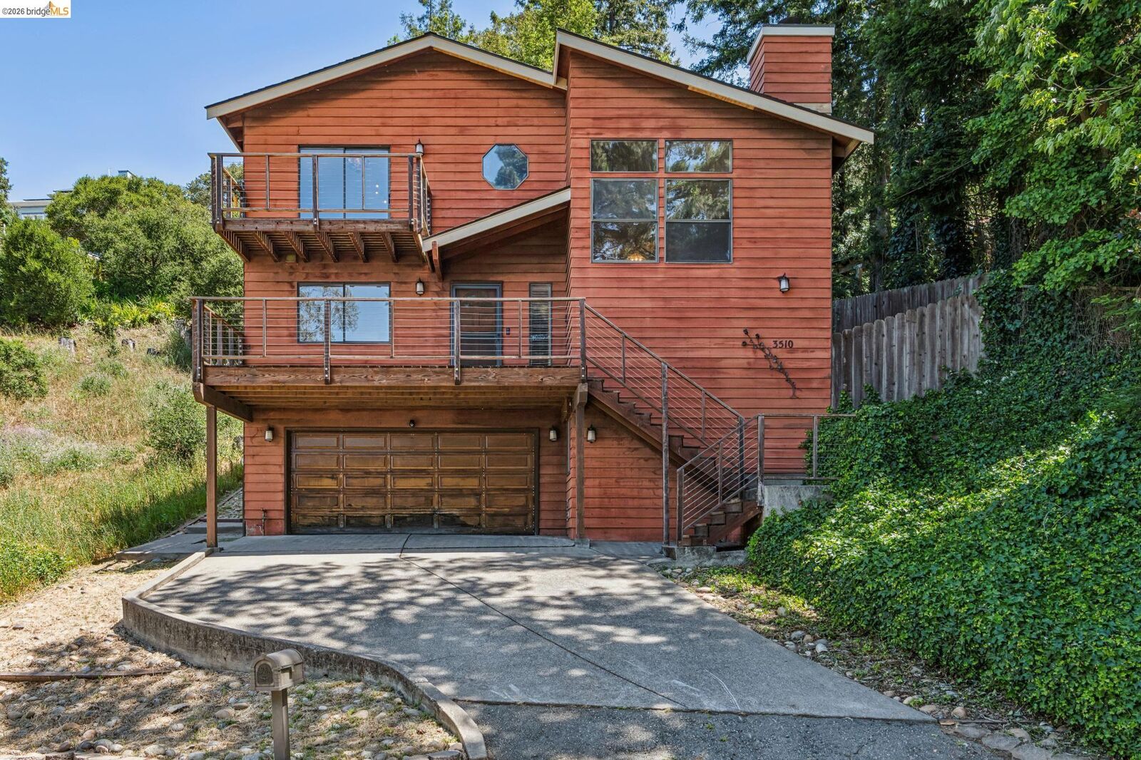Property Photo: 3510 Brunell Dr CA 94602