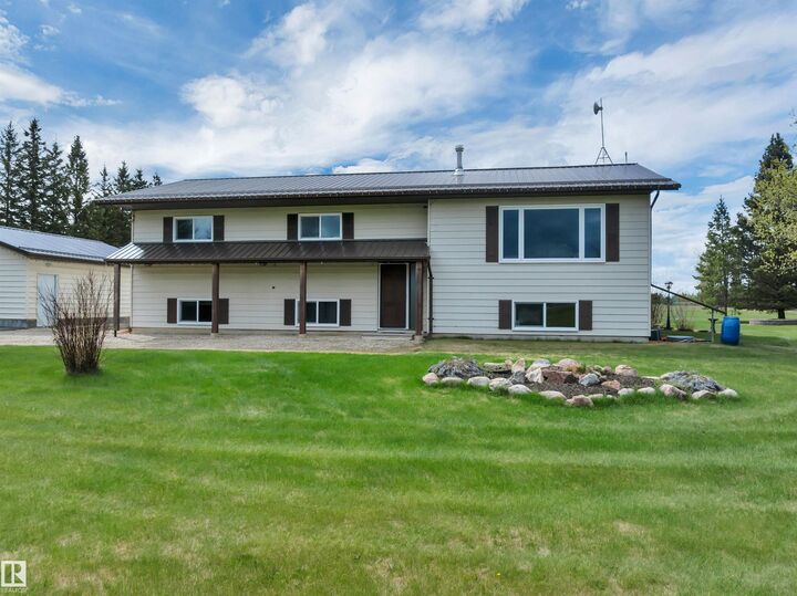 Property Photo:  53503 Rge Road 274 7  AB T7X 3R9 