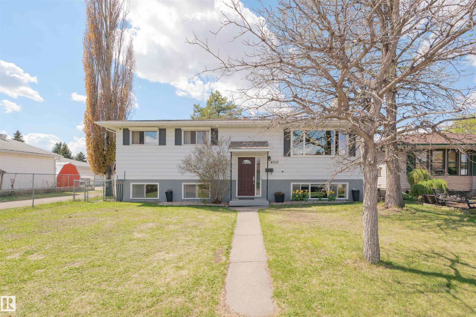 Property Photo: 4012 86 Street NW AB T6K 1H2