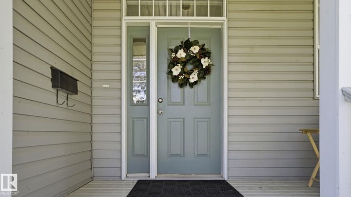 Property Photo: 9611 77 Avenue NW AB T6C 0M4