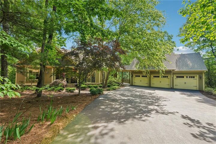 Property Photo: 189 Red Trillium Ridge GA 30143