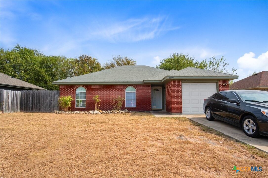 Property Photo:  2606 Cross Timber Drive  TX 76543 