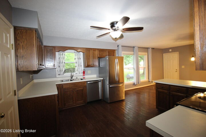 Property Photo:  148 Primrose Dr  KY 40047 