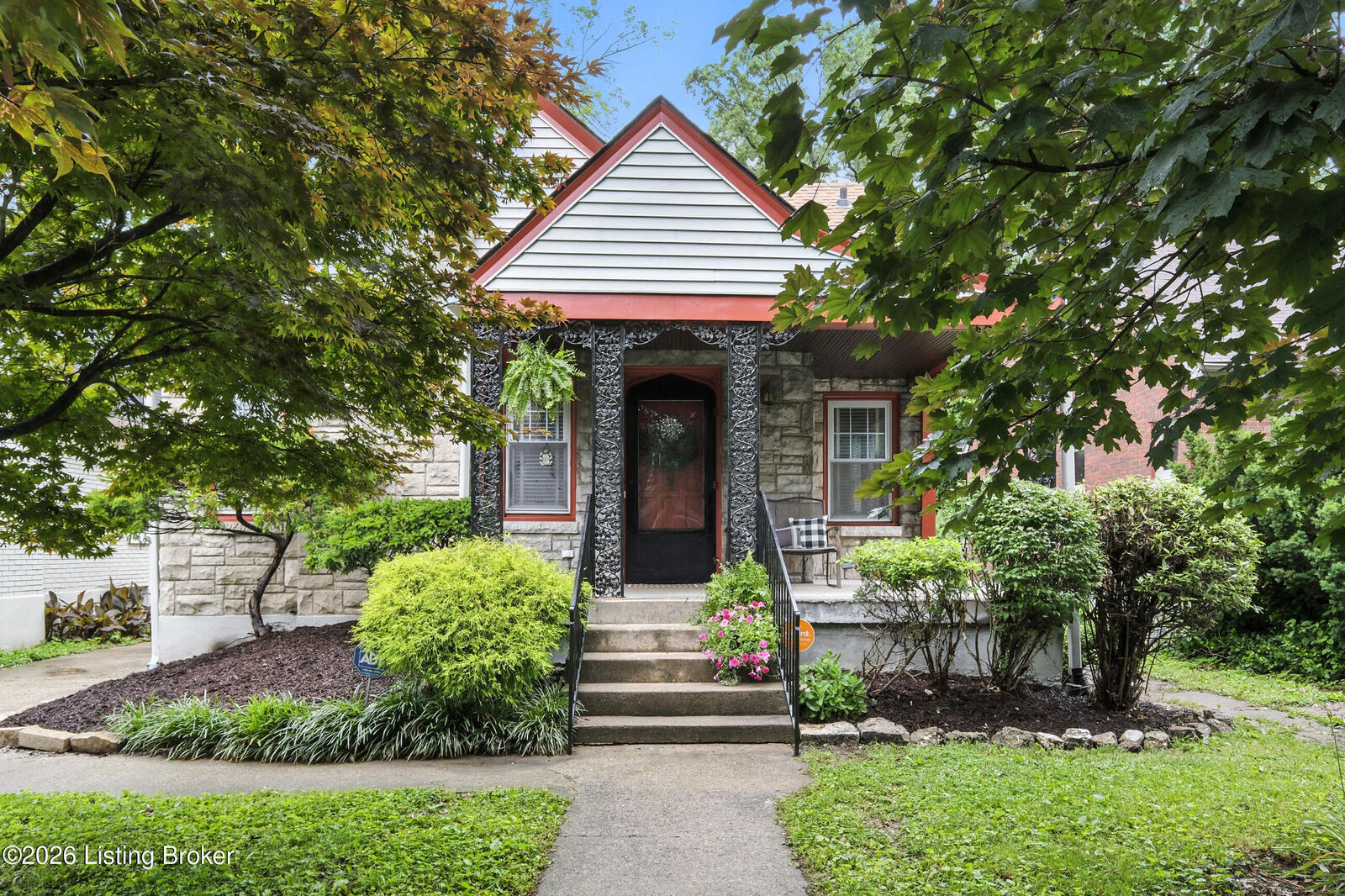 Property Photo:  4513 Jewell Ave  KY 40212 