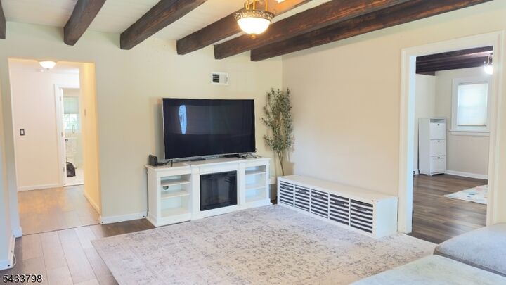 Property Photo:  590 Woodland Ave  NJ 07092 