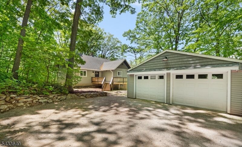 Property Photo: 24 Toboggan Trl NJ 07461