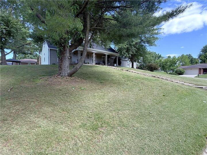 Property Photo: 1601 Maple Street MO 64601