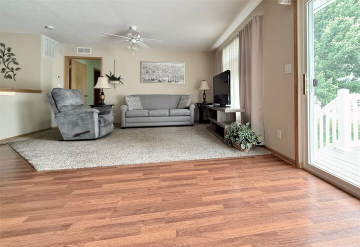 Property Photo:  168 SE Sweetgrass Lane  IA 50327 