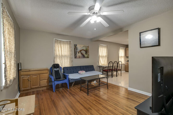 Property Photo:  438 Kingwood St  TN 37763 
