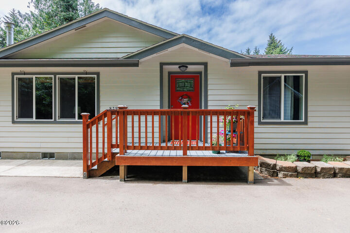 Property Photo: 829 NE Newport Heights Drive OR 97365